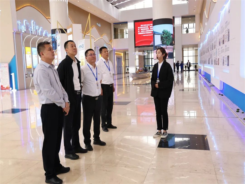 中国企业联合会、中国企业家协会企业文化工作委员会秘书长王建军到中能公司调研指导工作（2）.jpg
