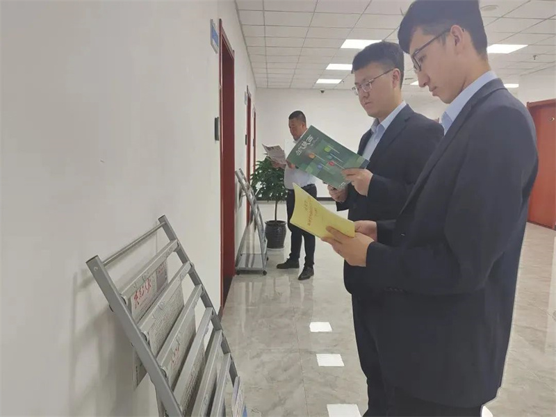 陕煤集团榆北选煤分公司：“主题教育”到身边 基层宣讲“接地气”（2）.jpg